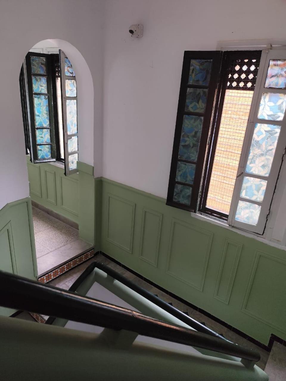 Hotel Ayachi Tunis Bagian luar foto